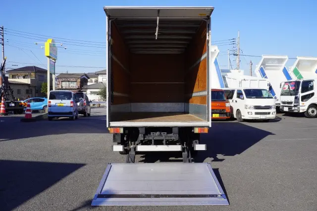 いすゞ エルフ TKG-NMR85AN(2WD)の写真18