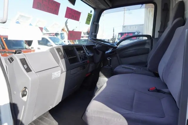 いすゞ エルフ TKG-NMR85AN(2WD)の写真41