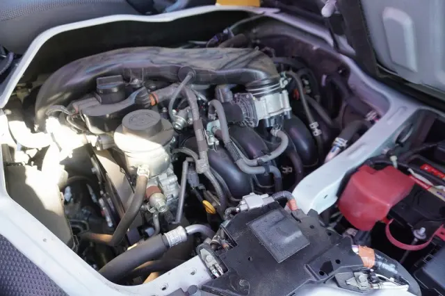 トヨタ ハイエースバン 3BF-TRH200K(2WD)の写真14