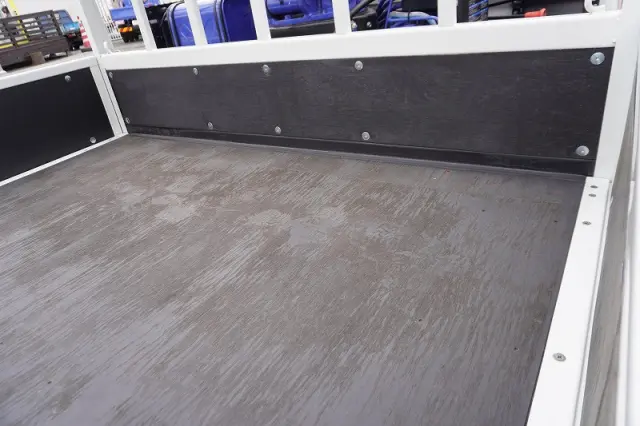 三菱 キャンター 2PG-FEB90(2WD)の写真20