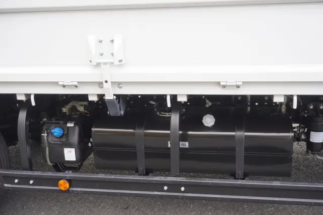 三菱 キャンター 2PG-FEB90(2WD)の写真21