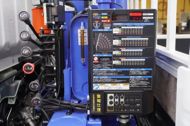 三菱 キャンター 2PG-FEB90(2WD)の写真29