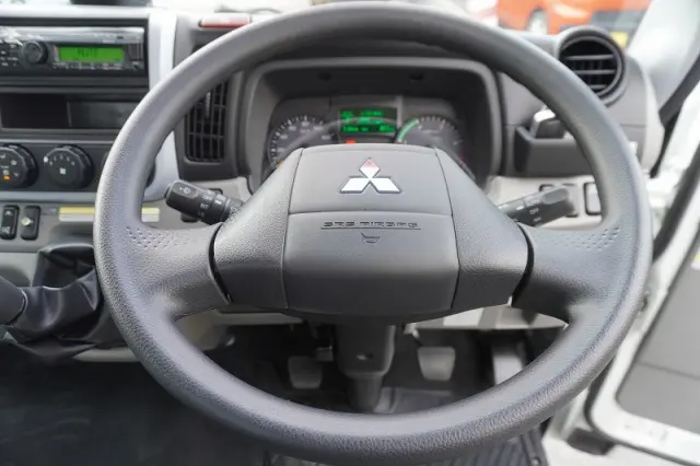 三菱 キャンター 2PG-FEB90(2WD)の写真31