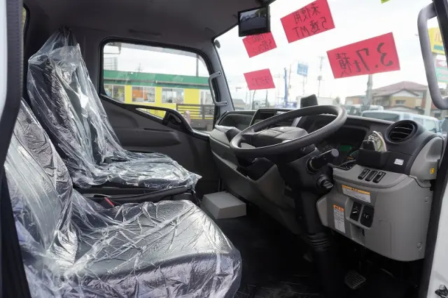 三菱 キャンター 2PG-FEB90(2WD)の写真38