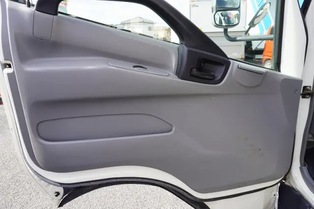 日野 デュトロ TKG-XZU700X(2WD)の写真39