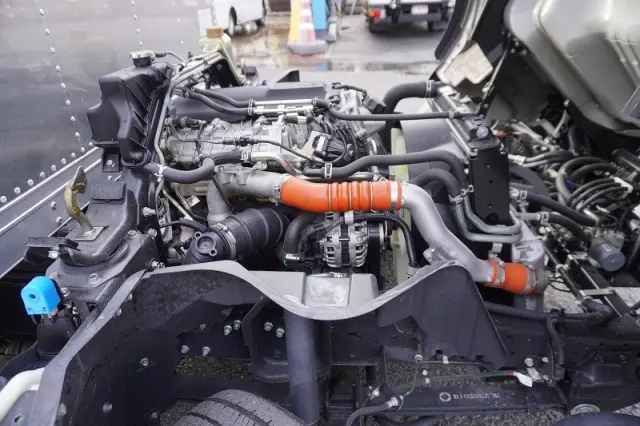 三菱 キャンター 2RG-FEB50(2WD)の写真15