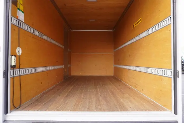 三菱 キャンター 2RG-FEB50(2WD)の写真20