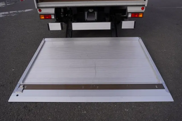 三菱 キャンター 2RG-FEB50(2WD)の写真25