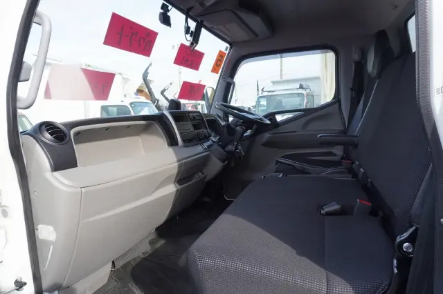 三菱 キャンター 2RG-FEB50(2WD)の写真42