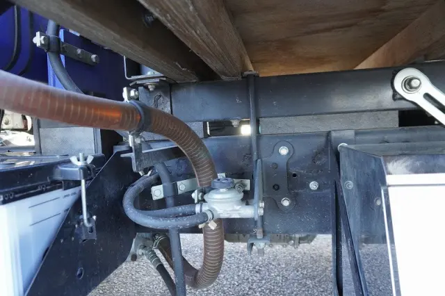 いすゞ エルフ TKG-NPR85AR(2WD)の写真12