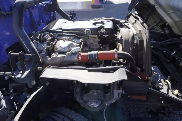 いすゞ エルフ TKG-NPR85AR(2WD)の写真15