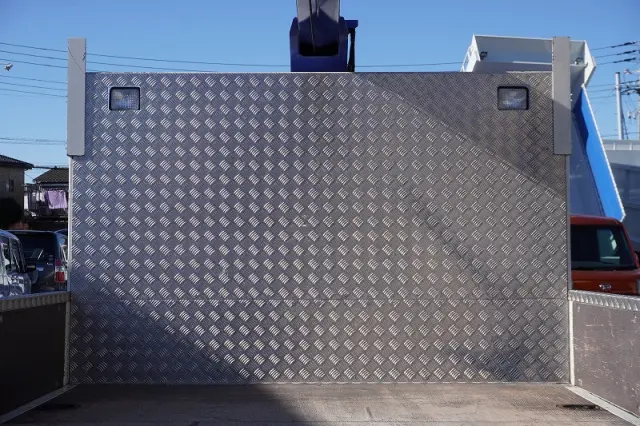 いすゞ エルフ TKG-NPR85AR(2WD)の写真19