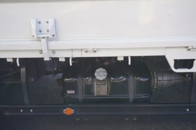 いすゞ エルフ TKG-NPR85AR(2WD)の写真25