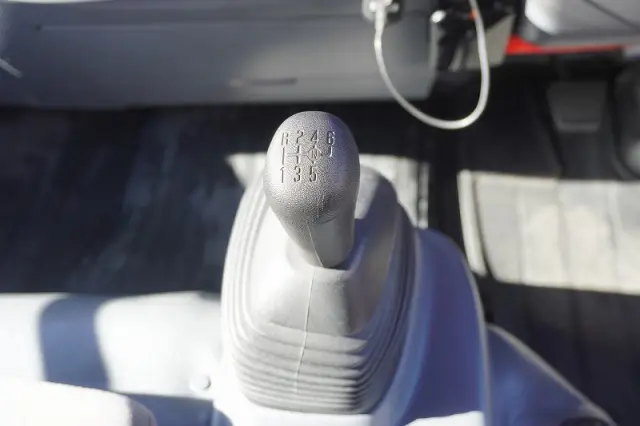 いすゞ エルフ TKG-NPR85AR(2WD)の写真36