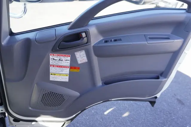 いすゞ エルフ TKG-NPR85AR(2WD)の写真41