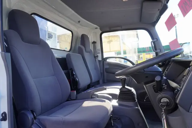 いすゞ エルフ TKG-NPR85AR(2WD)の写真42