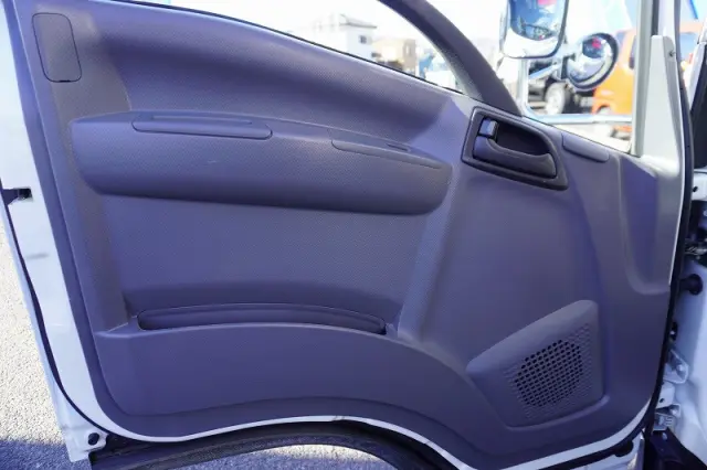 いすゞ エルフ TKG-NPR85AR(2WD)の写真46