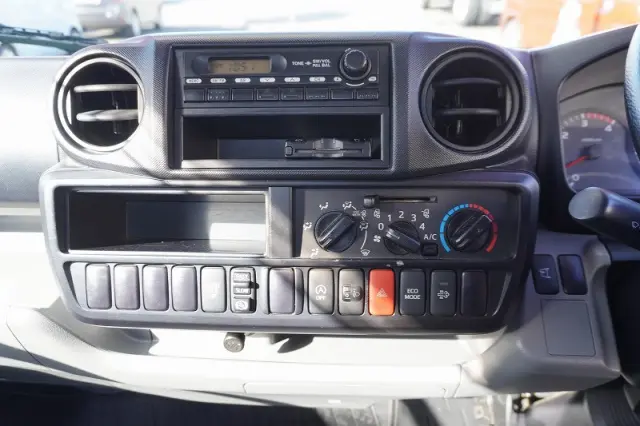 日野 デュトロ TKG-XZU640F(2WD)の写真35