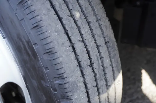 いすゞ エルフ TRG-NLR85AN(2WD)の写真10