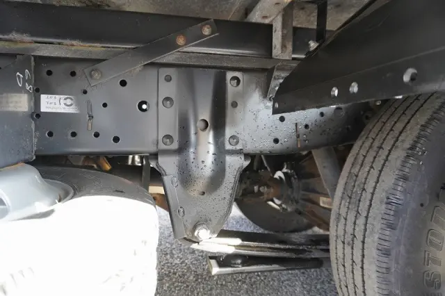 いすゞ エルフ TRG-NLR85AN(2WD)の写真12