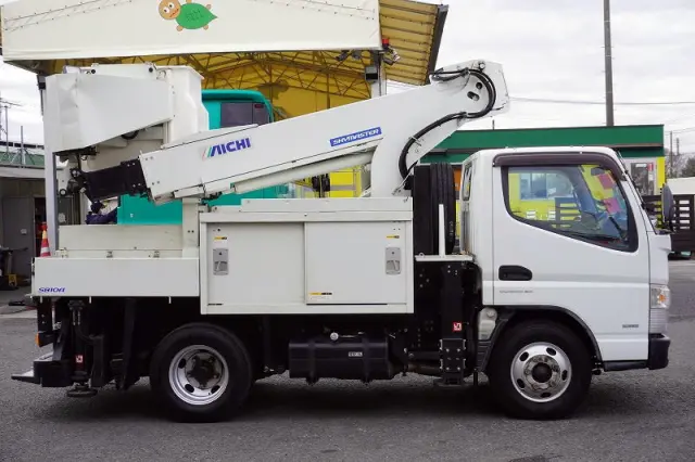 三菱 キャンター TPG-FEA50(2WD)の写真5