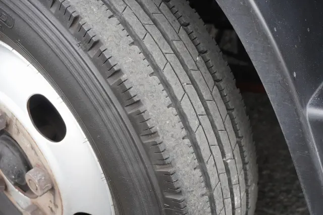 三菱 キャンター TPG-FEA50(2WD)の写真9