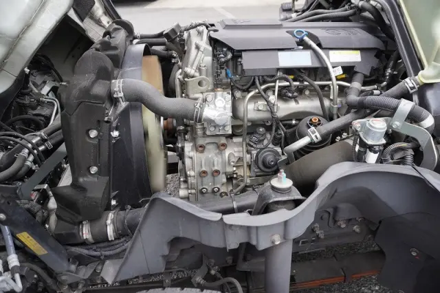 三菱 キャンター TPG-FEA50(2WD)の写真14