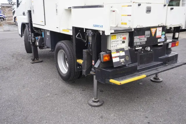 三菱 キャンター TPG-FEA50(2WD)の写真31