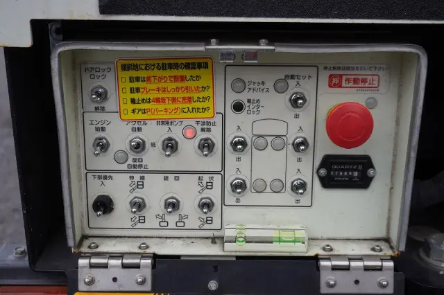 三菱 キャンター TPG-FEA50(2WD)の写真34