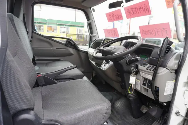 三菱 キャンター TPG-FEA50(2WD)の写真44