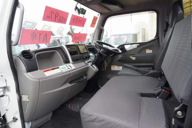 三菱 キャンター TPG-FEA50(2WD)の写真45