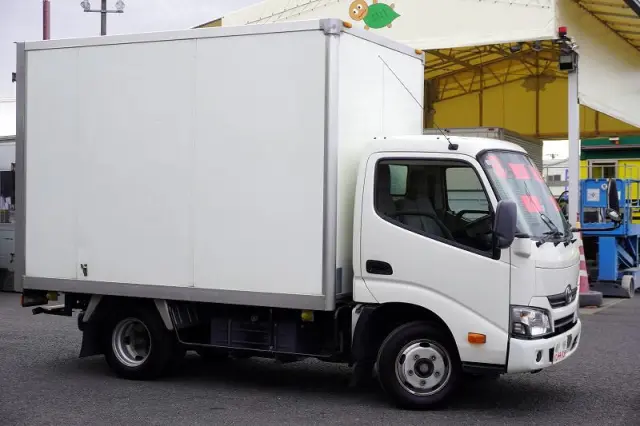 トヨタ ダイナ TPG-XZU605(2WD)の写真6