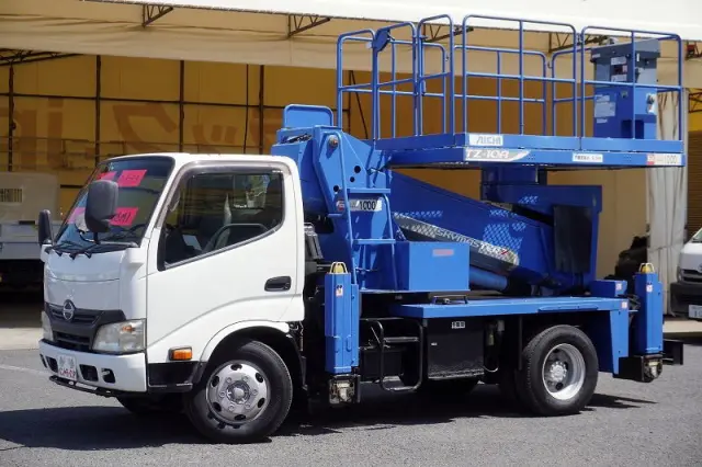 日野 デュトロ TKG-XZU640F(2WD)の写真1