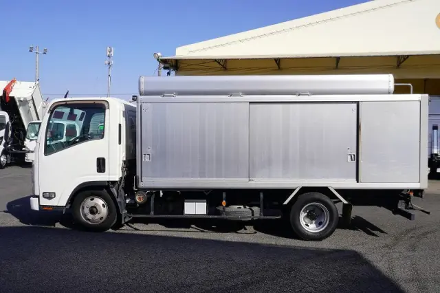 いすゞ エルフ TRG-NMR85AN(2WD)の写真3