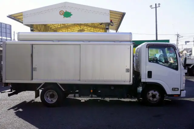 いすゞ エルフ TRG-NMR85AN(2WD)の写真5