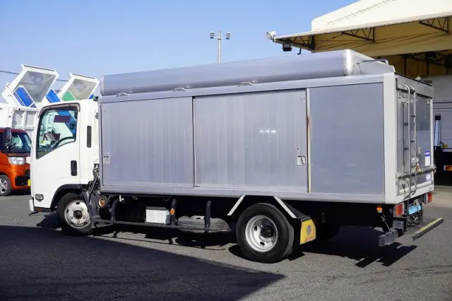 いすゞ エルフ TRG-NMR85AN(2WD)の写真7