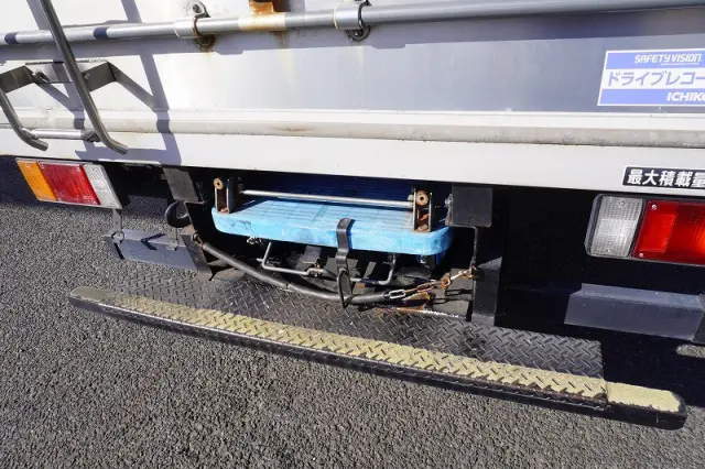 いすゞ エルフ TRG-NMR85AN(2WD)の写真28