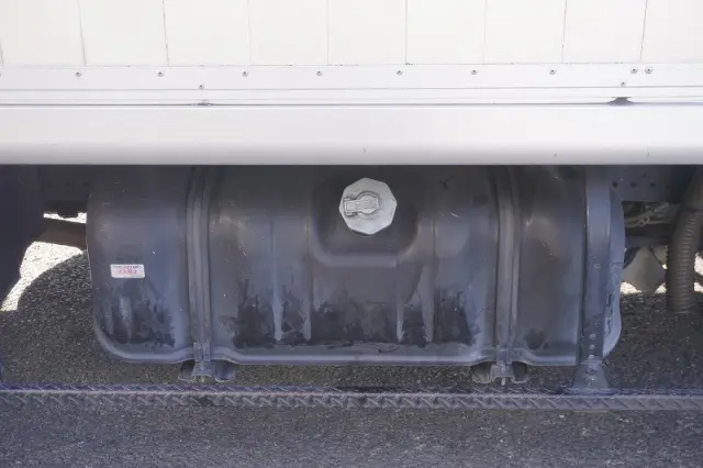 いすゞ エルフ TRG-NMR85AN(2WD)の写真30