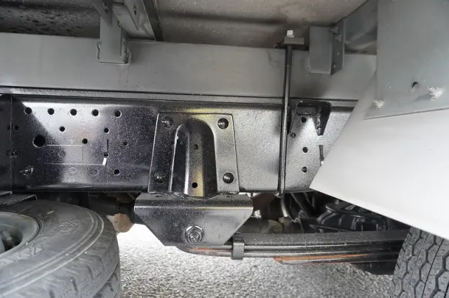 いすゞ エルフ TRG-NHR85AN(2WD)の写真12