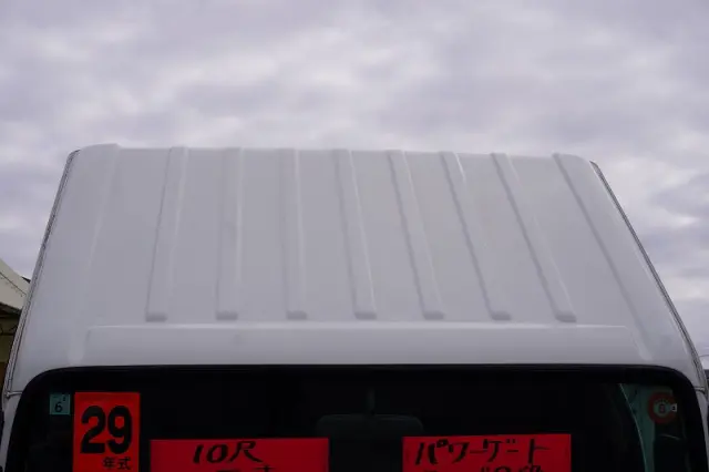 いすゞ エルフ TRG-NHR85AN(2WD)の写真17