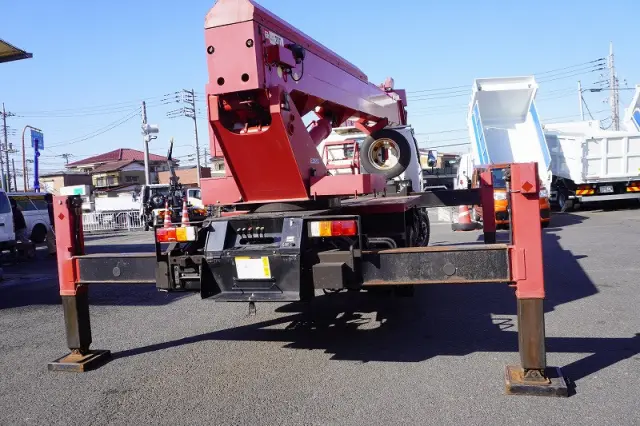 いすゞ エルフ SKG-NKR85YN(2WD)の写真23