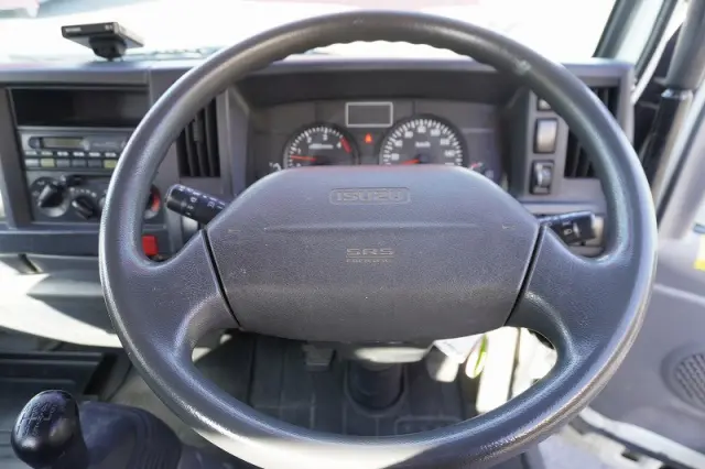 いすゞ エルフ PDG-NKR85YN(2WD)の写真31