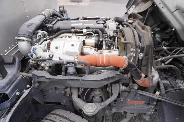 いすゞ エルフ 2RG-NLR88AN(2WD)の写真16