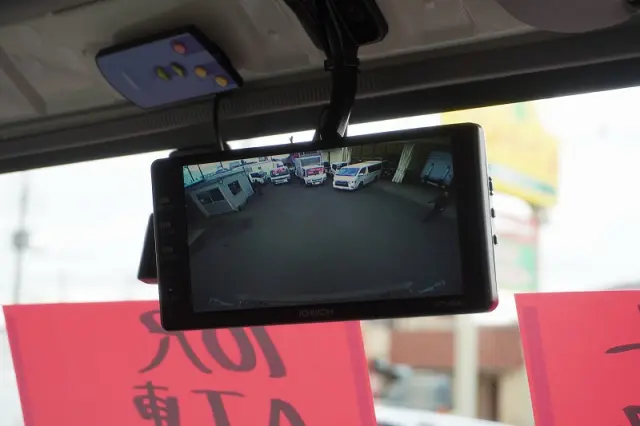 いすゞ エルフ 2RG-NLR88AN(2WD)の写真39