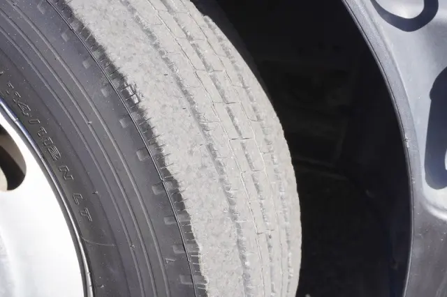 日野 デュトロ TPG-XZU650M(2WD)の写真9