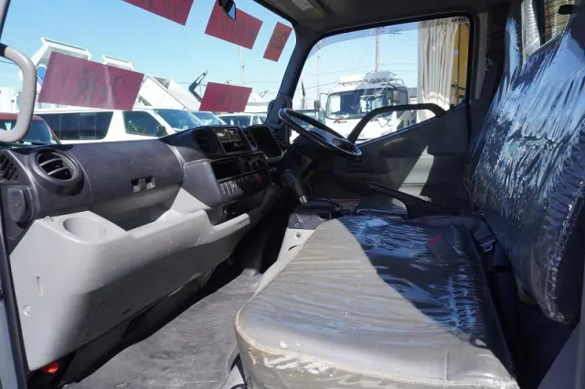 日野 デュトロ TPG-XZU650M(2WD)の写真40