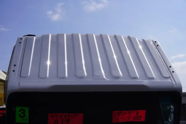 いすゞ エルフ 2RG-NPR88AN(2WD)の写真17