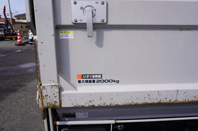 いすゞ エルフ 2RG-NPR88AN(2WD)の写真30