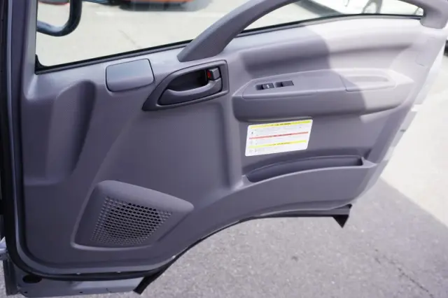 いすゞ エルフ 2RG-NPR88AN(2WD)の写真39