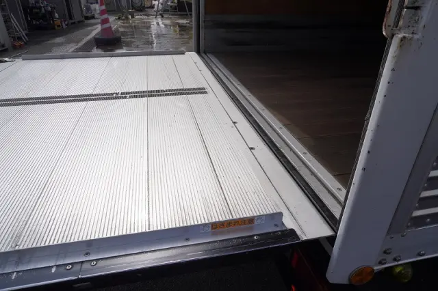 日野 デュトロ TKG-XZU710M(2WD)の写真28